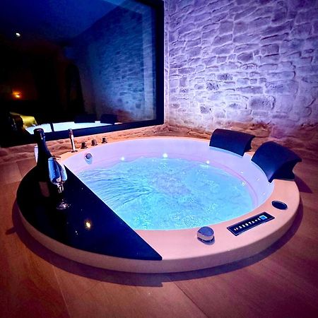 Les Suites Du Payre - Suite Romance Saint-Hilaire-de-Talmont Ngoại thất bức ảnh