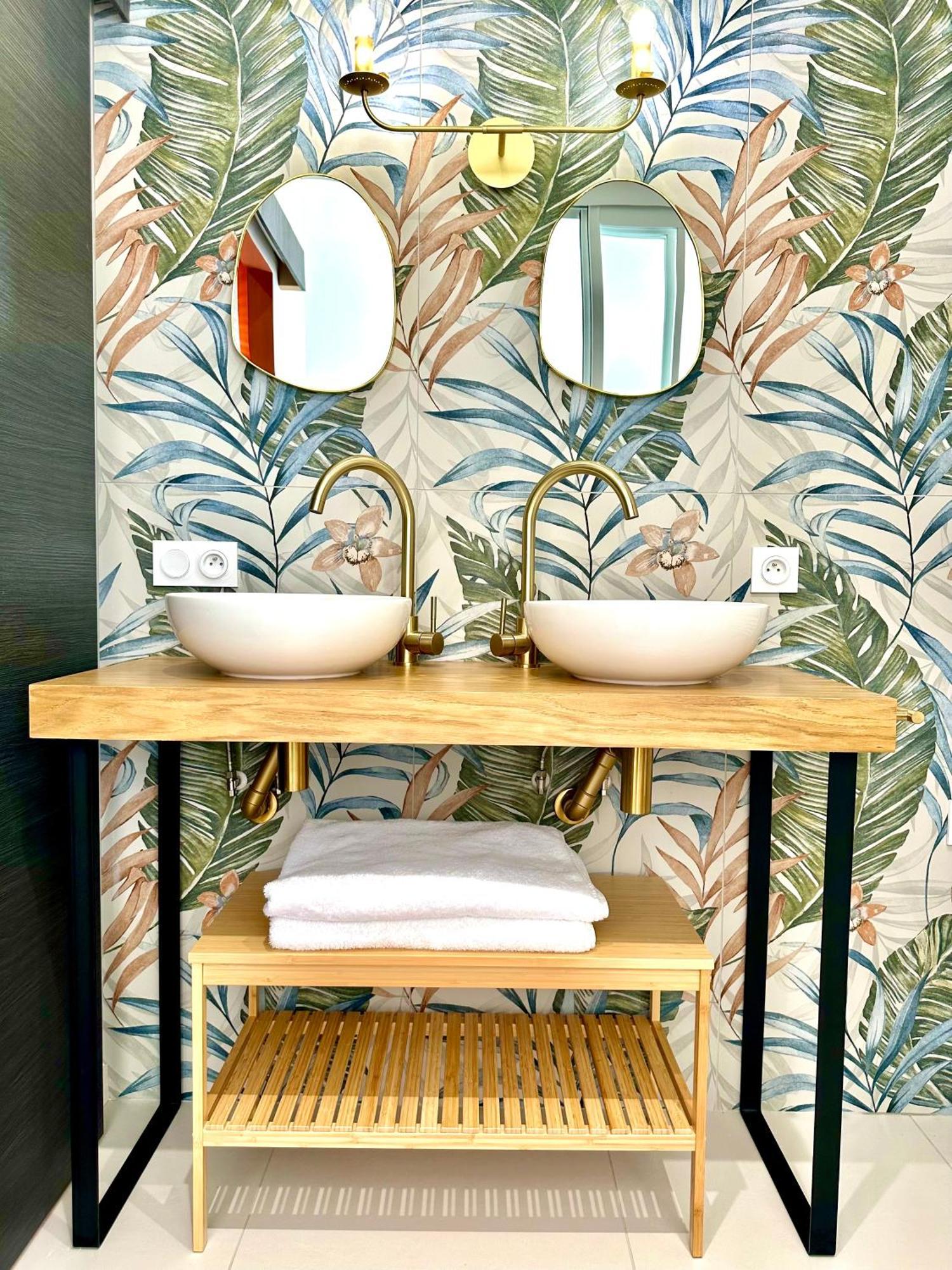 Les Suites Du Payre - Suite Romance Saint-Hilaire-de-Talmont Ngoại thất bức ảnh