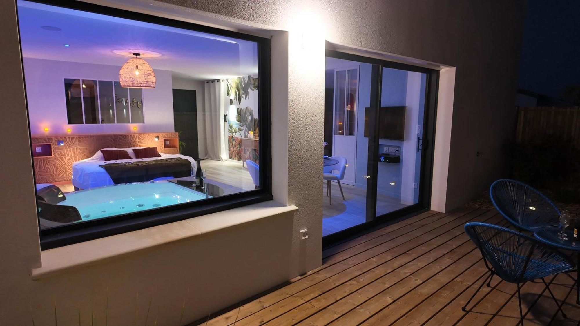 Les Suites Du Payre - Suite Romance Saint-Hilaire-de-Talmont Ngoại thất bức ảnh