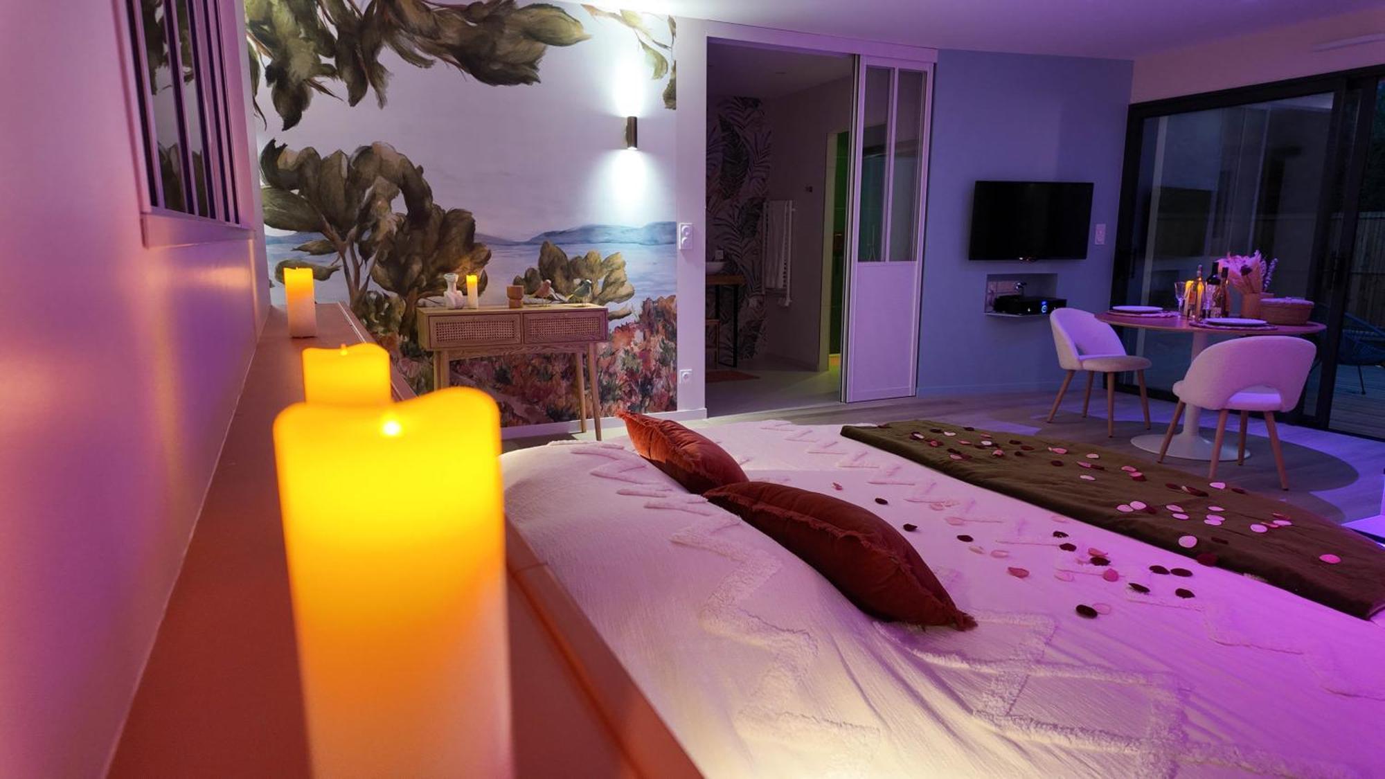 Les Suites Du Payre - Suite Romance Saint-Hilaire-de-Talmont Ngoại thất bức ảnh